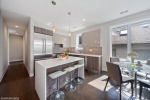 04 1220wohio2 92 kitchendiningroom hires