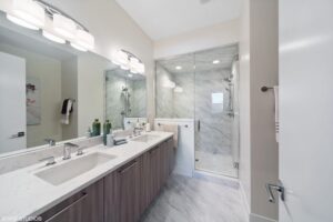 11 1220wohio2 13 primarybathroom hires