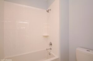 14 2227wfarragut 8 bathroom hires