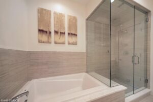 18 1220wohiostreet1 168 primarybathroom hires