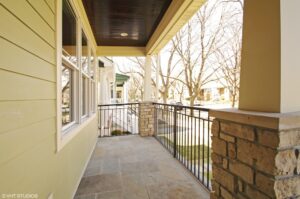 20 2227wfarragut 65 porch hires
