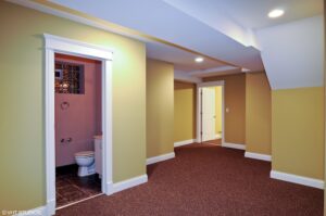 8 2442whomer 176 lowerlevel hires